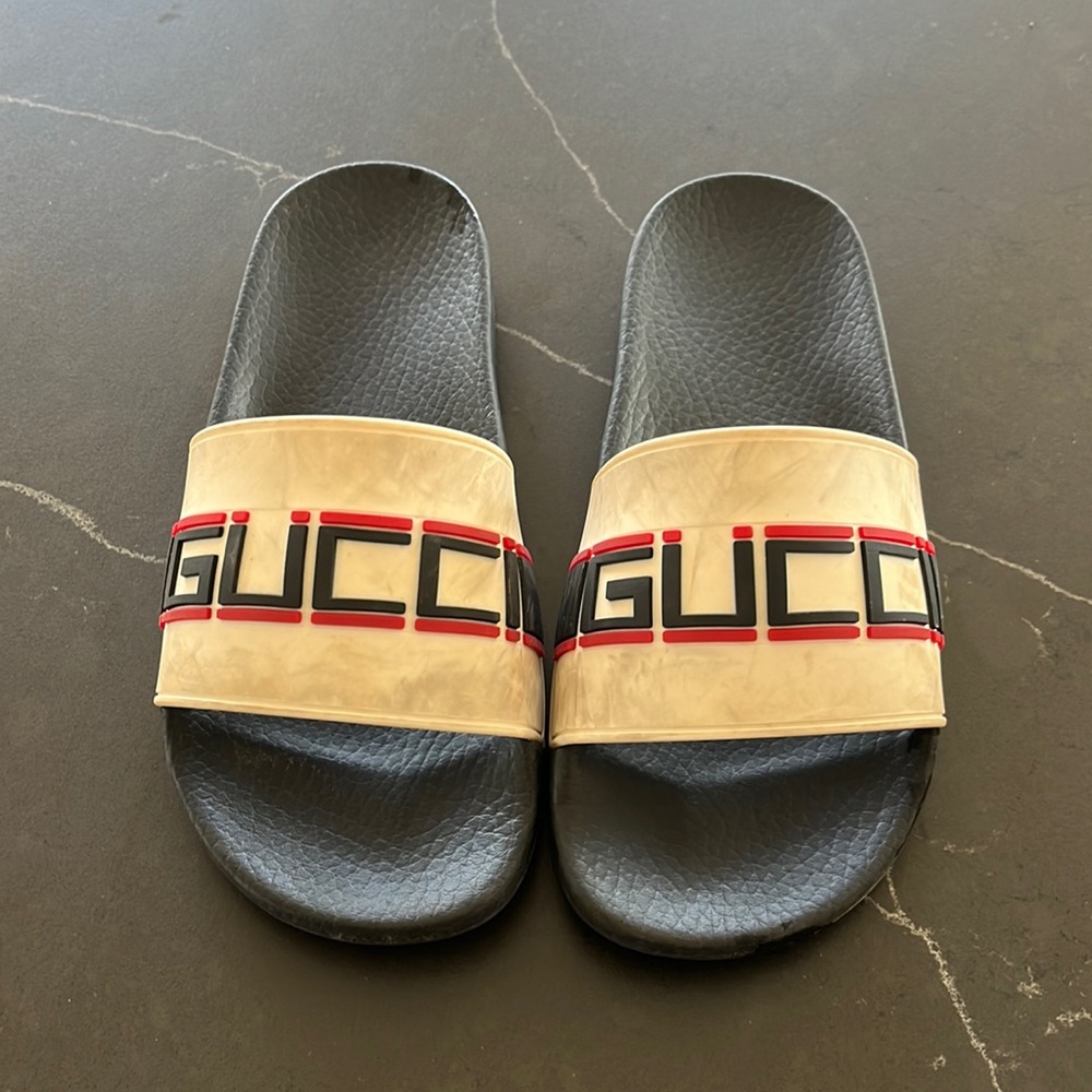 Gucci Rubber slides 36